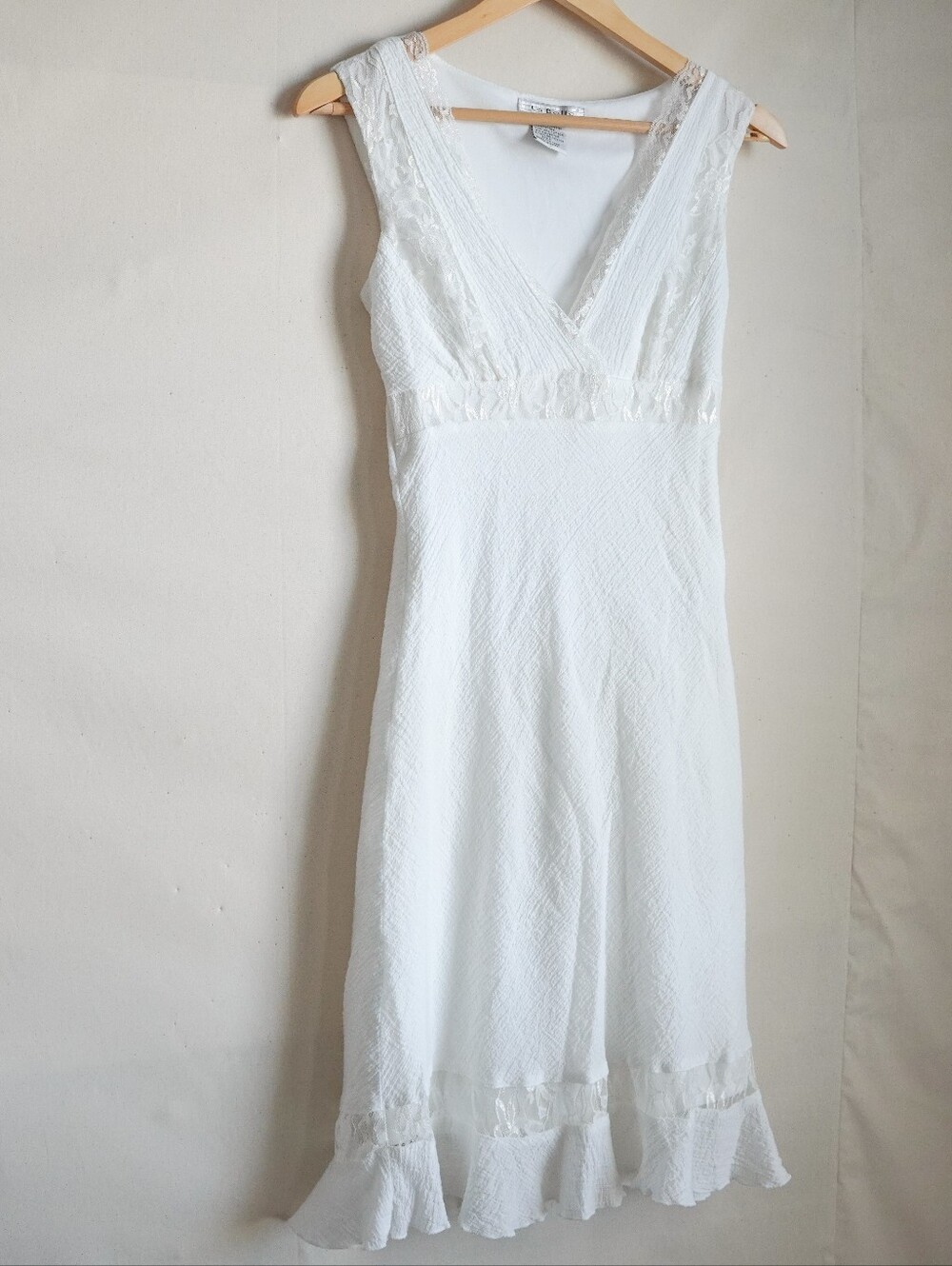 La Belle White Cotton Lace Empire Waist Ruffle Dress Size S